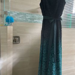 Formal long dress by R&M Richard’s Size 8