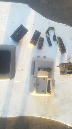 2000 Chevy Suburban electronic accessories