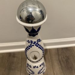 Clase Azul Reposado Empty Bottle – 1L – Authentic Hand-Painted Ceramic – Great for Decor / Collection