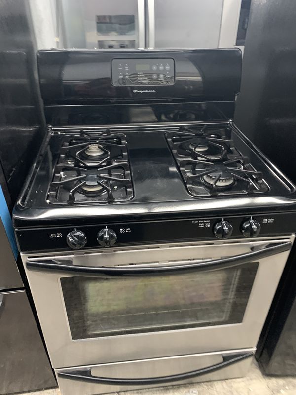Frigidaire stove gas for Sale in San Diego, CA - OfferUp