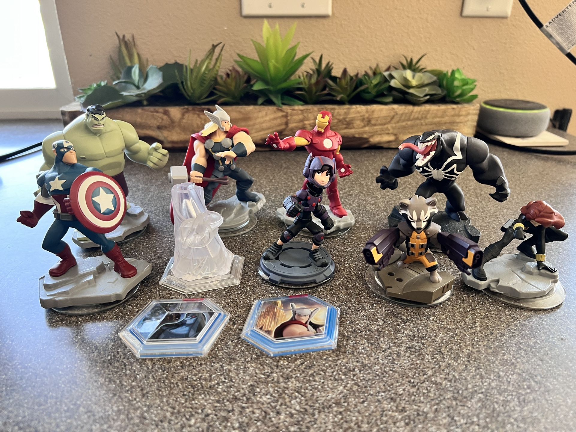 Disney Infinity Marvel Figures Lot
