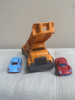 Green Toys: Racing Truck - 3pc Vehicle Toy Set, Orange Hauler Truck w/ Detachable Open-Bed Trailer, 2 Red & Blue Race Cars, Recycled Material, Kids 3+