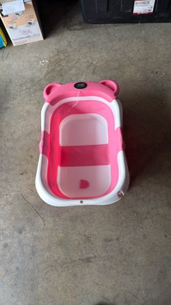 Baby bathtub