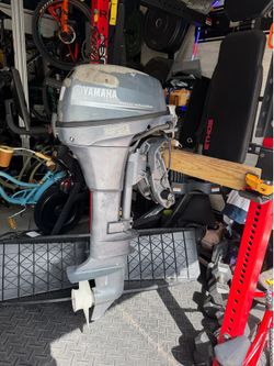 Yamaha 9.9 4 stroke high thrust  25” shaft