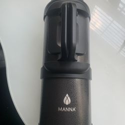 Manna 1 Gallon Keeps Cold Steel Water Bottle 
