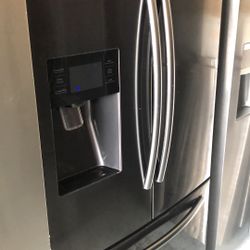 Samsung French Door Refrigerator Black Steel 