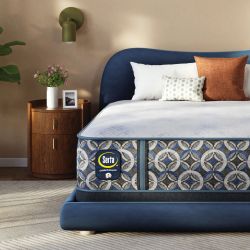 Queen Perfect Sleeper Hybrid Mattress 13.5"