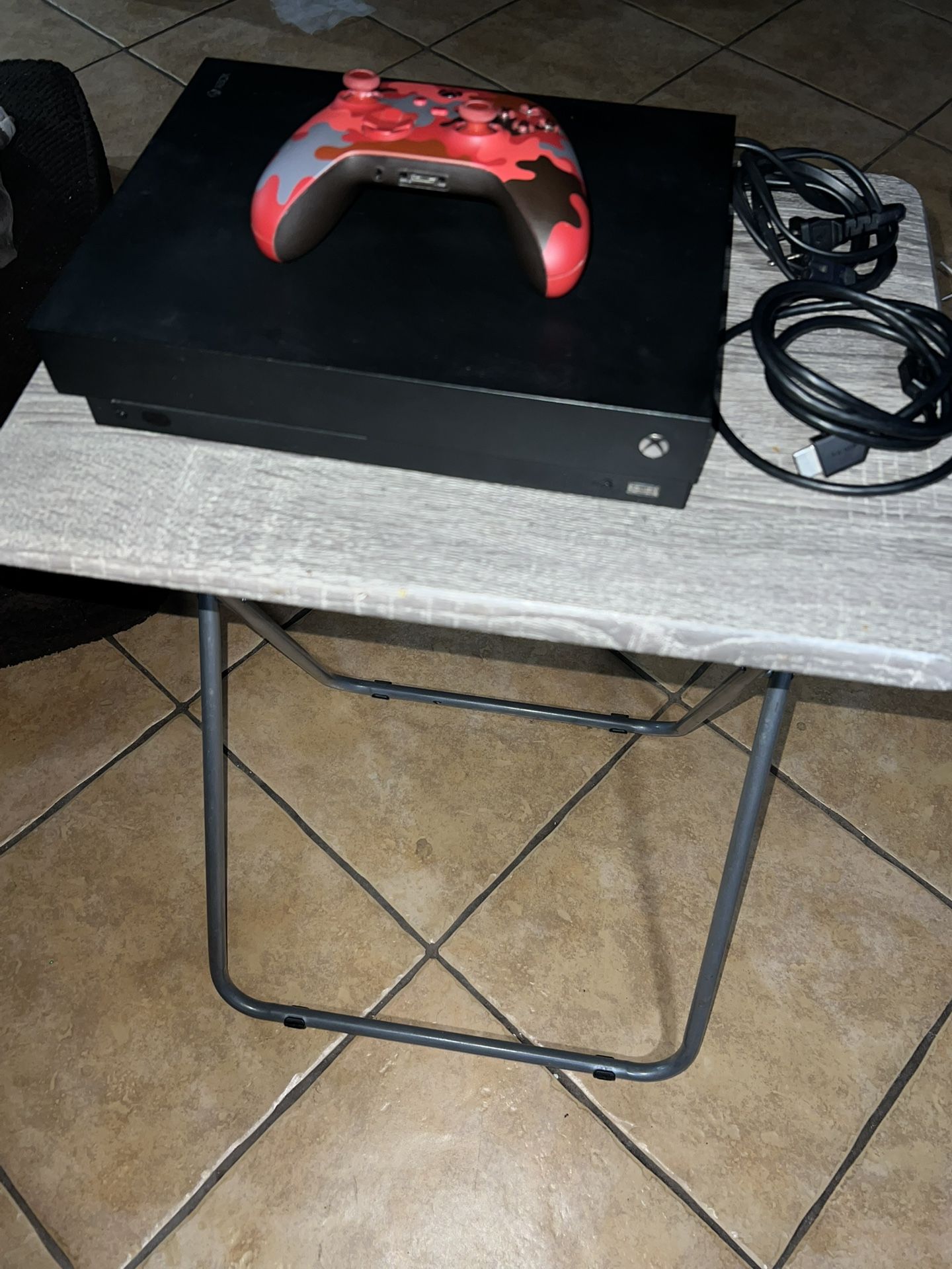 Selling Xbox One & Xbox One X with 2 games