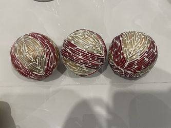 Decorative Balls 