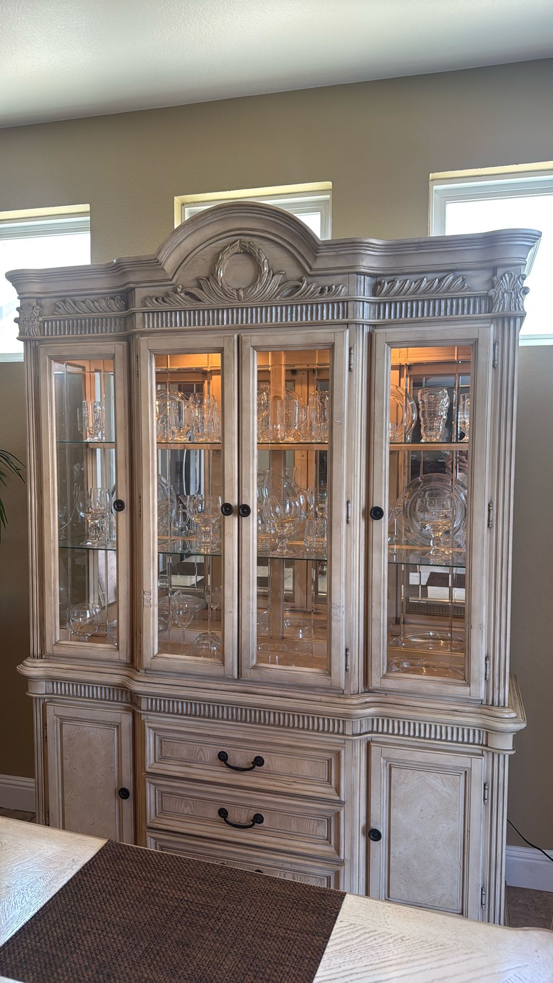 China Furniture for Kitchen (without dishes)