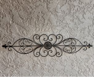 42” Metal Scroll Wall Art – Fleur-de-Lis & Medallion – French Country