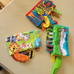 3 LITTLE KIDS SOFT BOOKS SEE DESCRIPTION