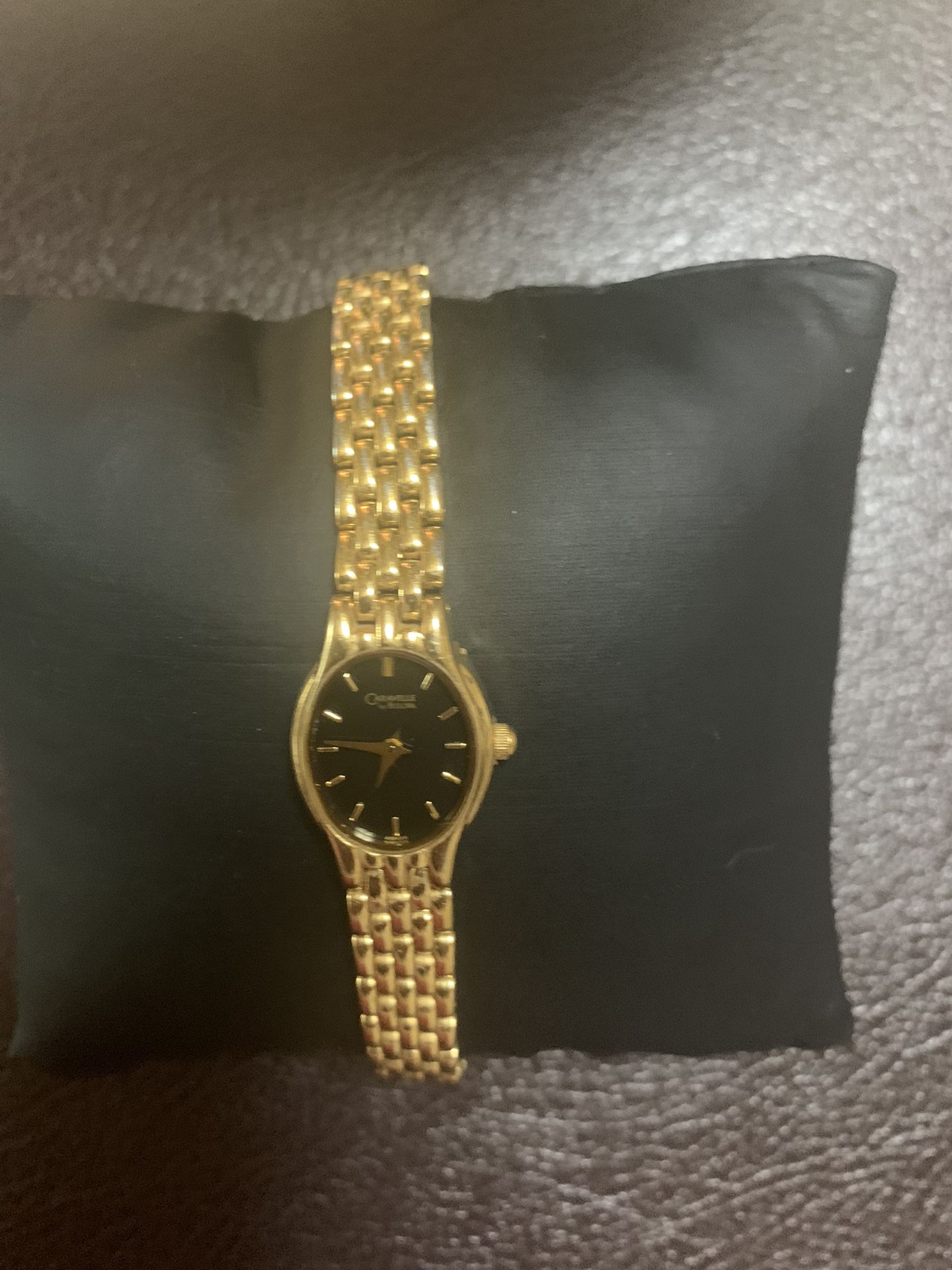 Vintage Caravelle By Bulova Ladies Quartz  Gold Tone Watch