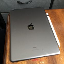 	Apple - 10.2-Inch iPad with Wi-Fi - 64GB - Space Gray
