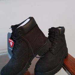 Kids Timberland Boots Size 1 - NEW