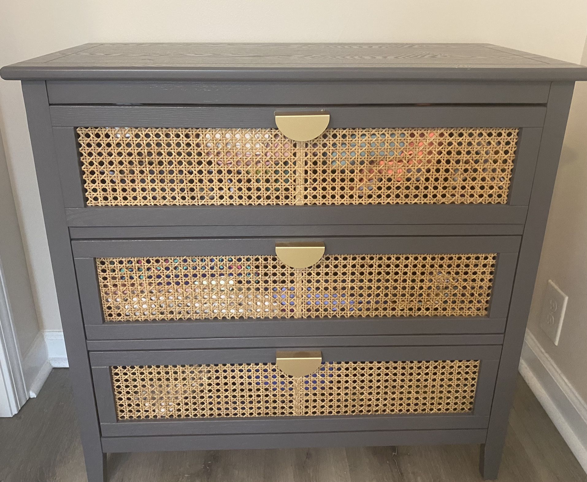 Transitional Gray Wood 3-Drawer Chest