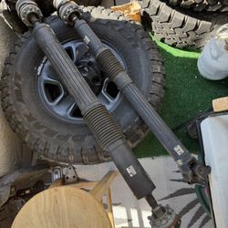 Jeep JLU Driveshafts Front/Rear OEM