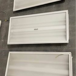 Fluorescent 4 X 2 Shop Lights With Bulbs Included.
