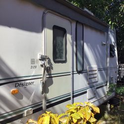 Se Vende O Se Renta    Renta $1000  Para La Venta &5000 