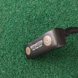 Northwestern  Putter