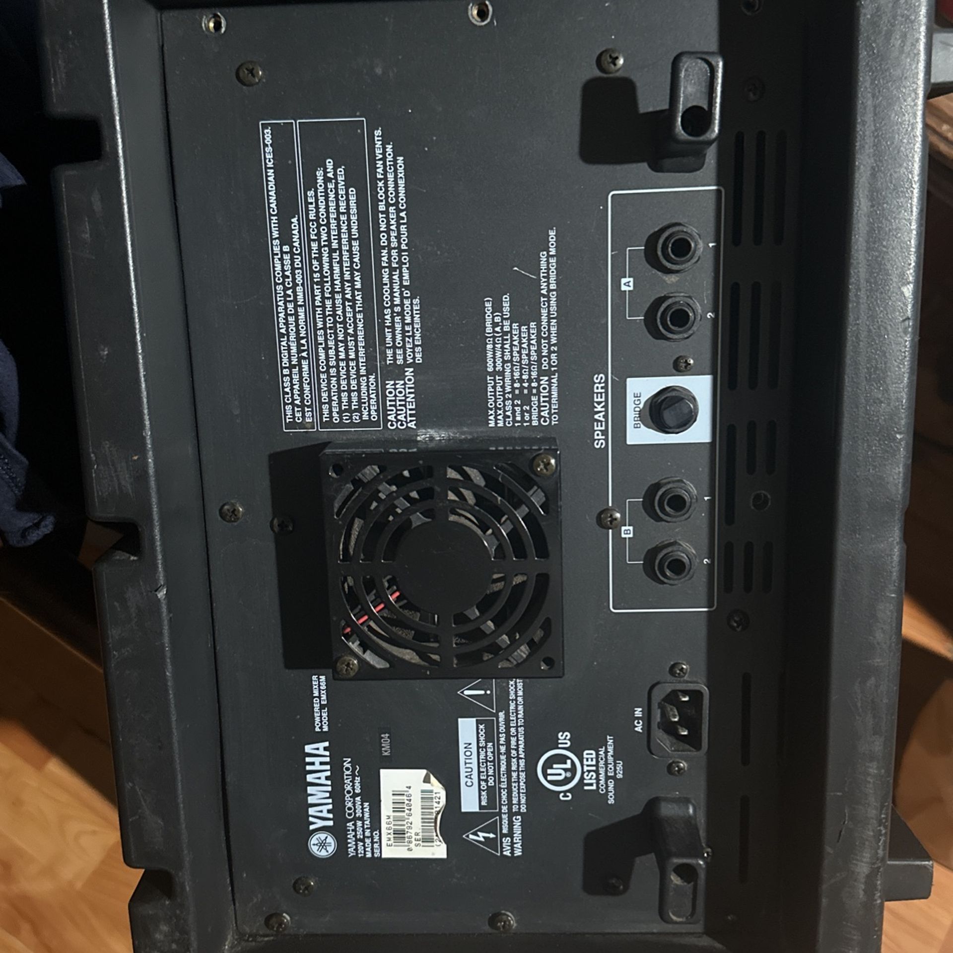Yamaha Power Mixer EMX66M