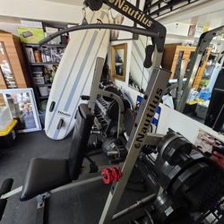 Nautilus Weight Bench And Pulley W/ WEIGHTS 