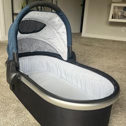 Mockingbird Bassinet 