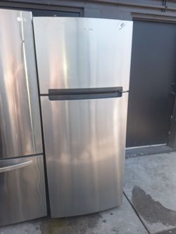 WHIRLPOOL REFRIGERATOR (DELIVERED)