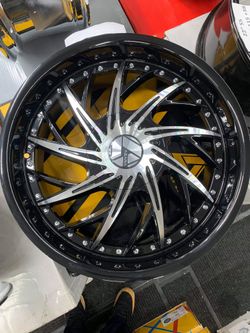 New 2019 20" azara rims with tires. $0 DOWN TO RIDE TODAY! Ulohos 2940 N Keystone Mon-Sat 10-6pm