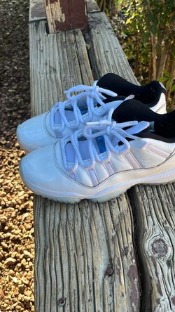Jordan 11’s low top legends, icy bottoms Jordan 11’s low top legends, icy bottoms