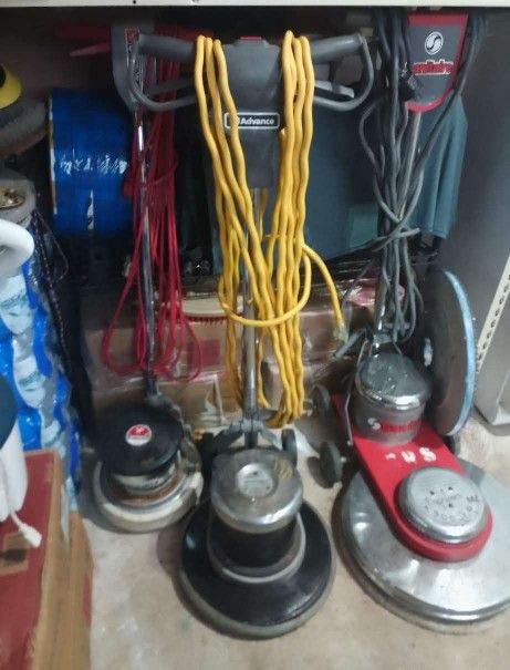 Floor Machines, Buffer, Scrubber, Polisher, Pulidora, Burnisher & Janitorial Supplies