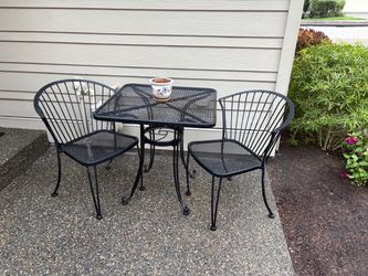 Black Wrought Iron Bistro Set – Table & 2 Chairs