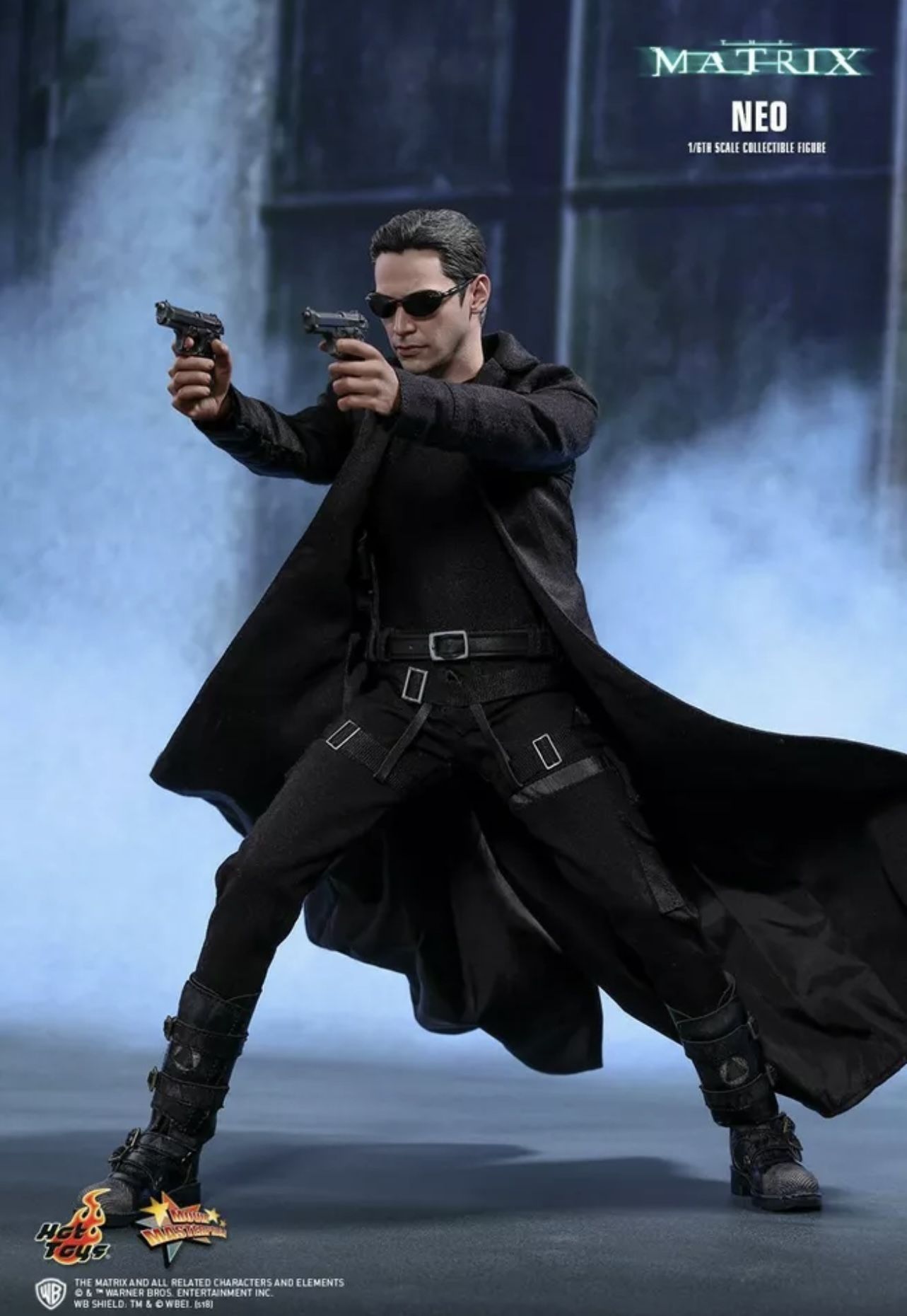 Hot Toys 1/6 The Matrix Neo Figure