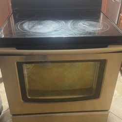 Used Maytag 220V Electric Stove – Make Offer – Needs Repair