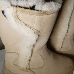 LL Bean Girls Tan Boot- Size Girls 12