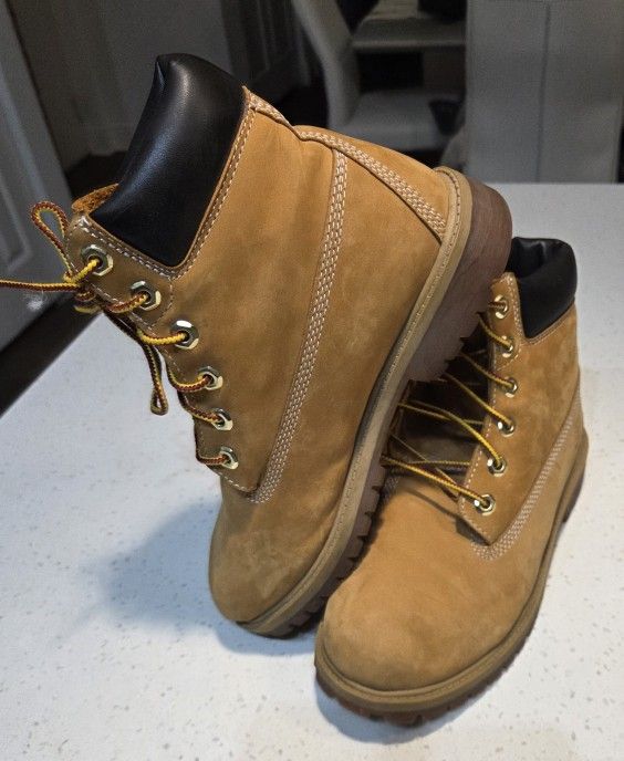 Timberland Kids Waterproof Ankle Boot Size 5 - Wheat