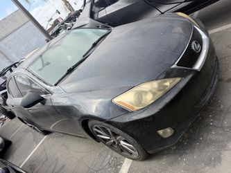 Lexus is250