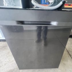 Samsung Dishwasher – Model DW80K5050UG – Works