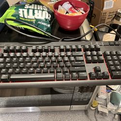 Corsair STRAFE Mechanical Gaming Keyboard