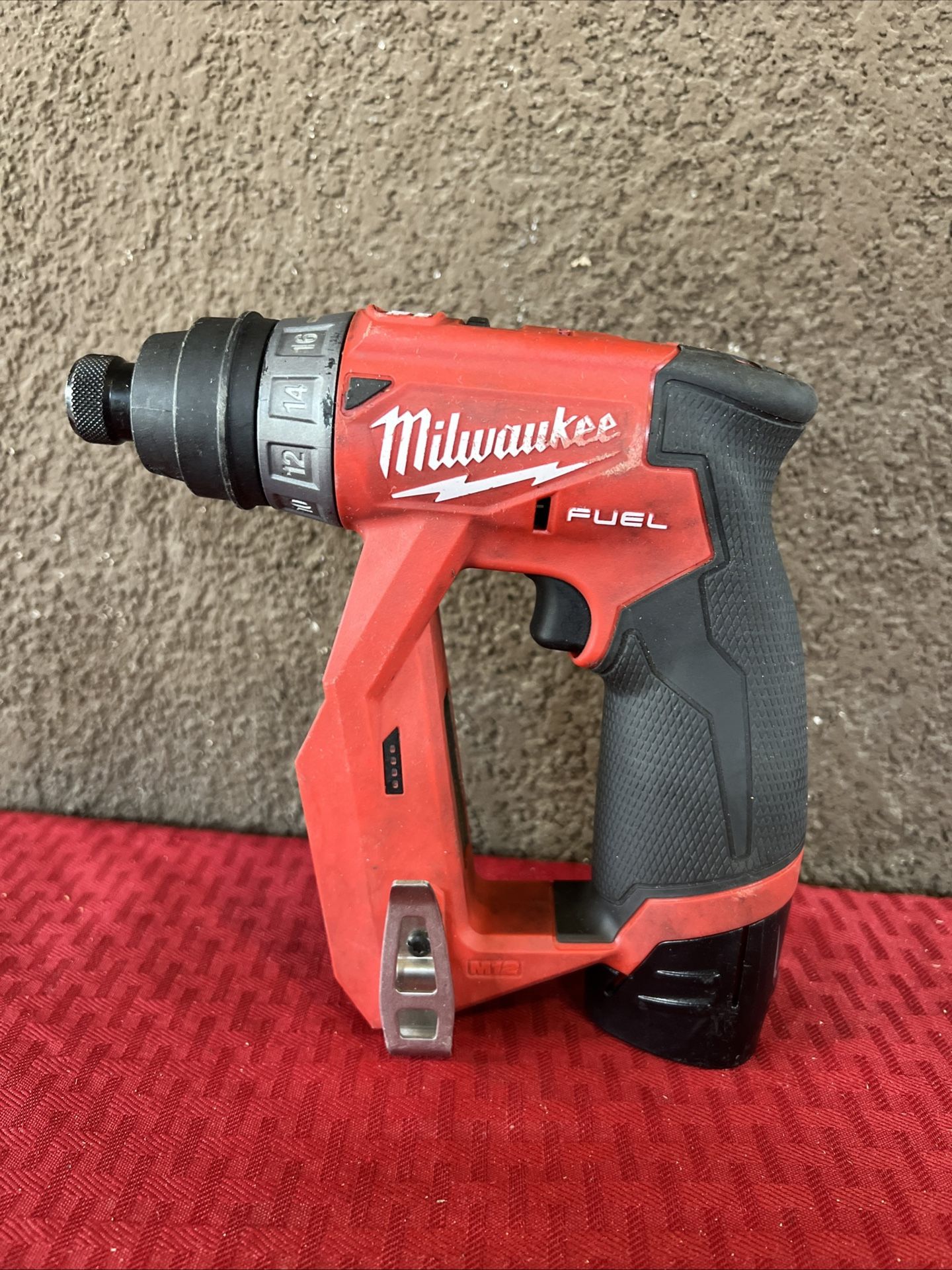 Milwaukee 2505-20 M12 Fuel Installation Drill/Driver With Battery