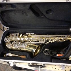 Selmer Saxophone 