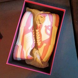 Nicki Minaj X Loci Women's Shoes 