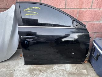 2020-2025 NISSAN SENTRA FRONT DOOR