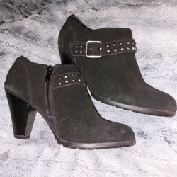 Black Naturalizer Booties Size 7