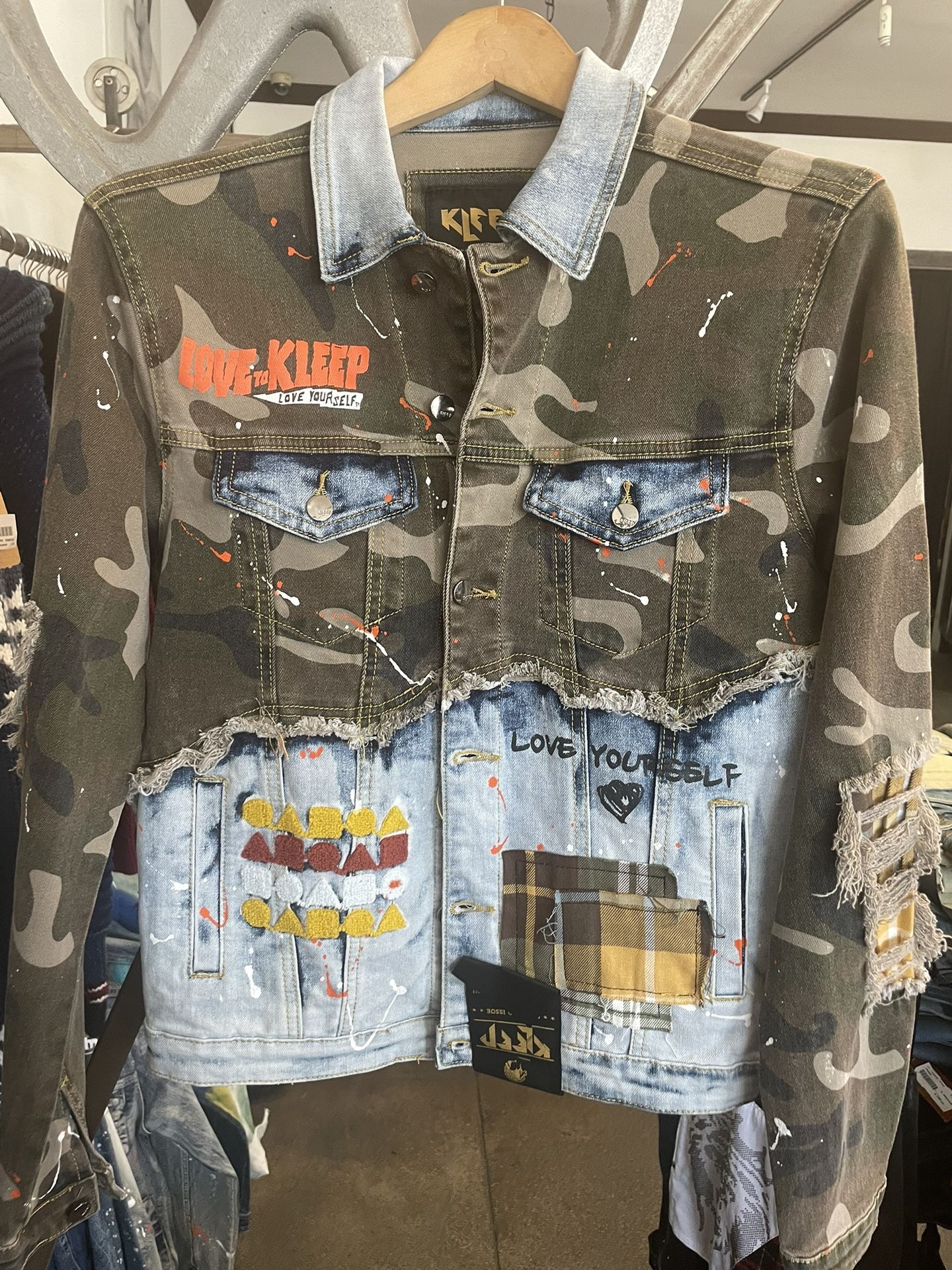 Men's camo fashion, designer denim jacket with patchwork sizes