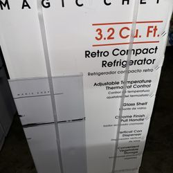 Magic Chef 3.2 Cu Ft Mini Fridge