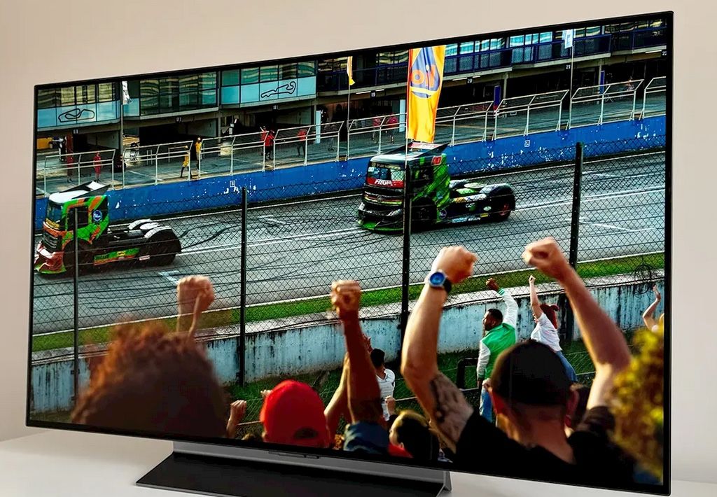 LG CX 48 inch Class 4K Smart OLED TV w/ AI ThinQ®