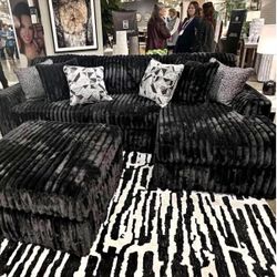 Fluffy Corduroy Sectional $$$ Zero Money Down // Same Day Delivery 🚚 Call Us At 916 661 1073