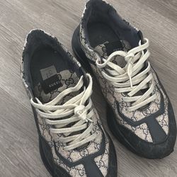 Gucci Shoes 