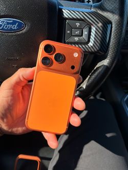 iPhone 17 PRO Orange